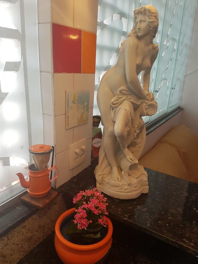 Apto Copacabana Com 2 Apartment Rio de Janeiro